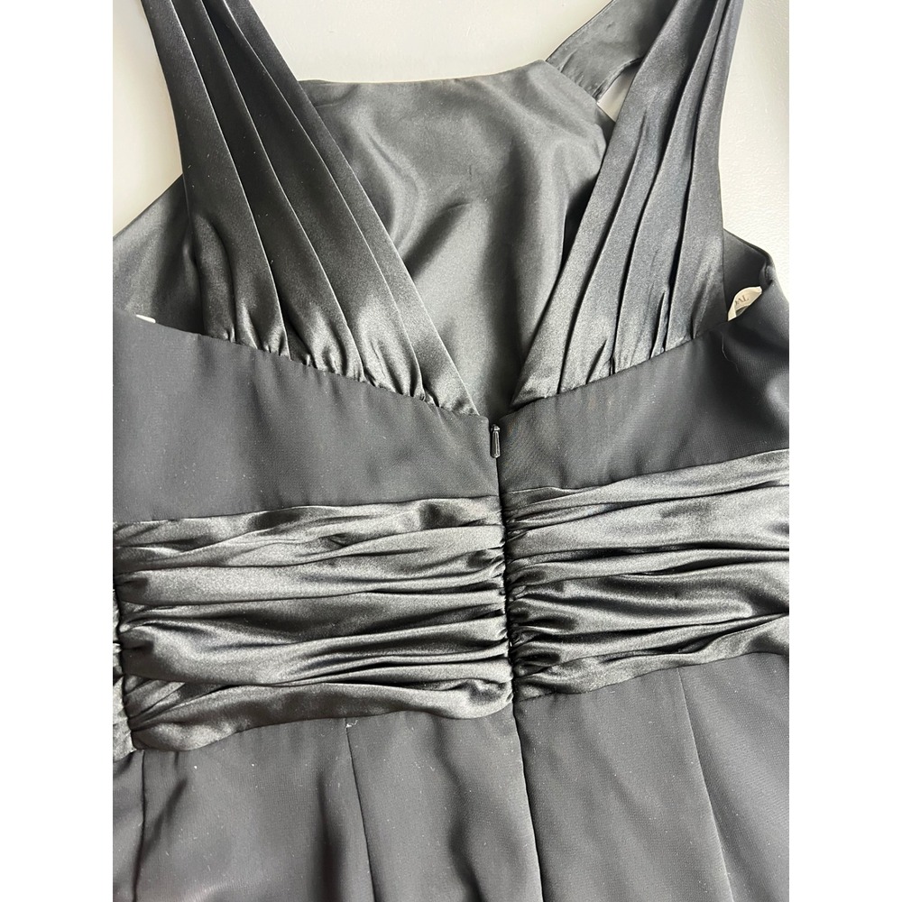 Formal Black High Neck Open Back Evening Gown with Satin Bow Detail Floor Length - Picture 5 of 9